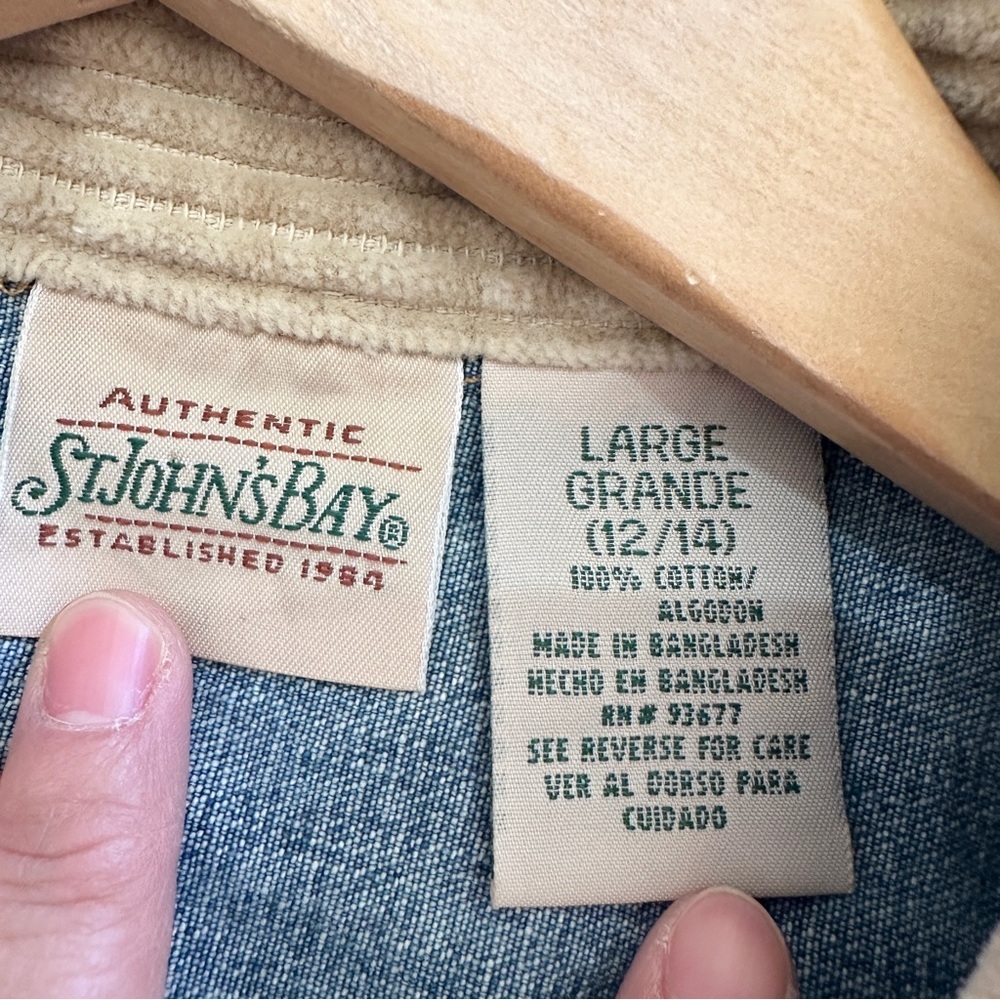 St. John’s Bay Women’s Vintage Denim Vest Corduroy Collar Full Zip Barncore L - Picture 8 of 12